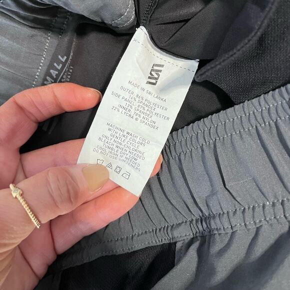 Second Skin Black Athletic Stretch Lined Performance Running Shorts Size Small - Picture 5 of 7